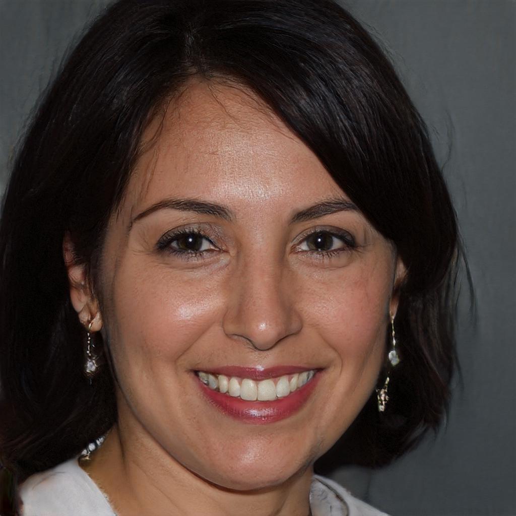 The handsome profile of Melissa Dennis