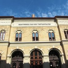 Twitter gives verified status to user claiming to be Bigfoot, public demands proof of existence