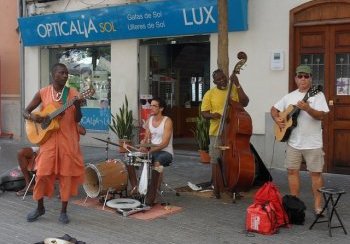 story image about band and boy band