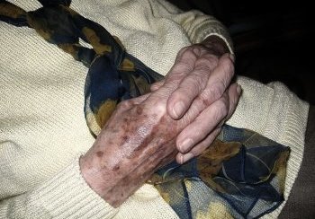 story image about cash and Crowdfunding Site