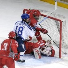 U.S. Women's Gold Medal-Winning Ice Hockey Olympic team criticized for lacking diversity